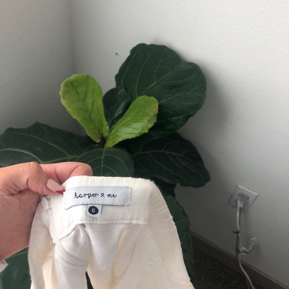 EGGSHELL WHITE MINI SKIRT ✨🤍 - Picture 4 of 5